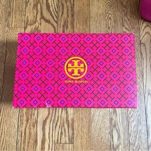 Tory Burch Shoe box & dust bag